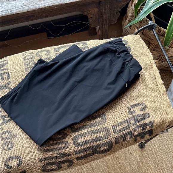 Vuori Women's Miles Ankle pant - Picture 9 of 9